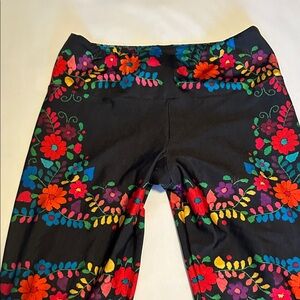 Goldsheep Colorful Floral Leggings - Black with Red, Blue, Orange